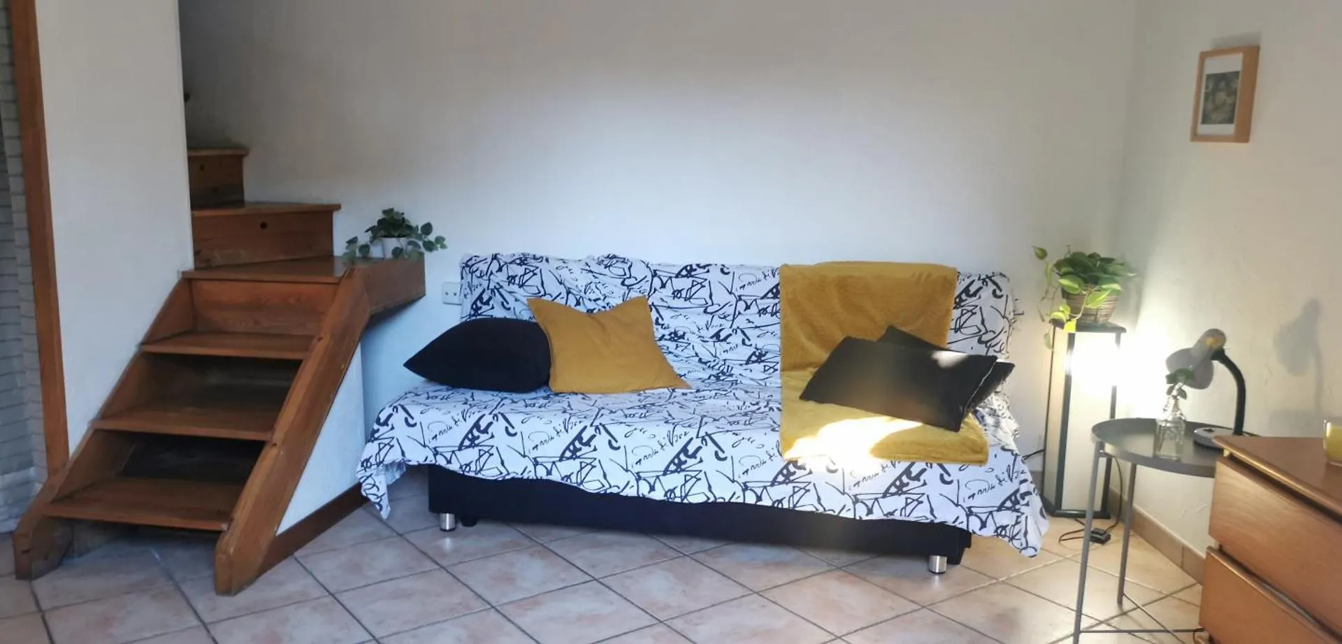 Studio Independant Sur Terrasse Toulon Apartment